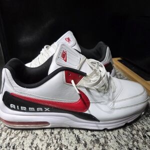 Nike Men’s White, Red & Black Air Max Ltd 3 Sneakers